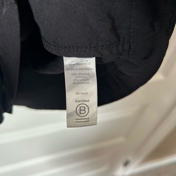 Athleta Black Outpost Utility Jacket Sz Large - Picture 3 of 6